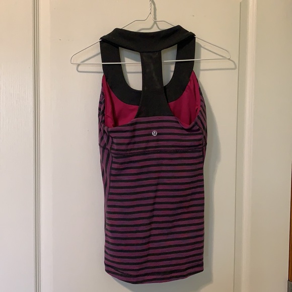 Purple Lululemon top! Size 4 - Picture 2 of 2